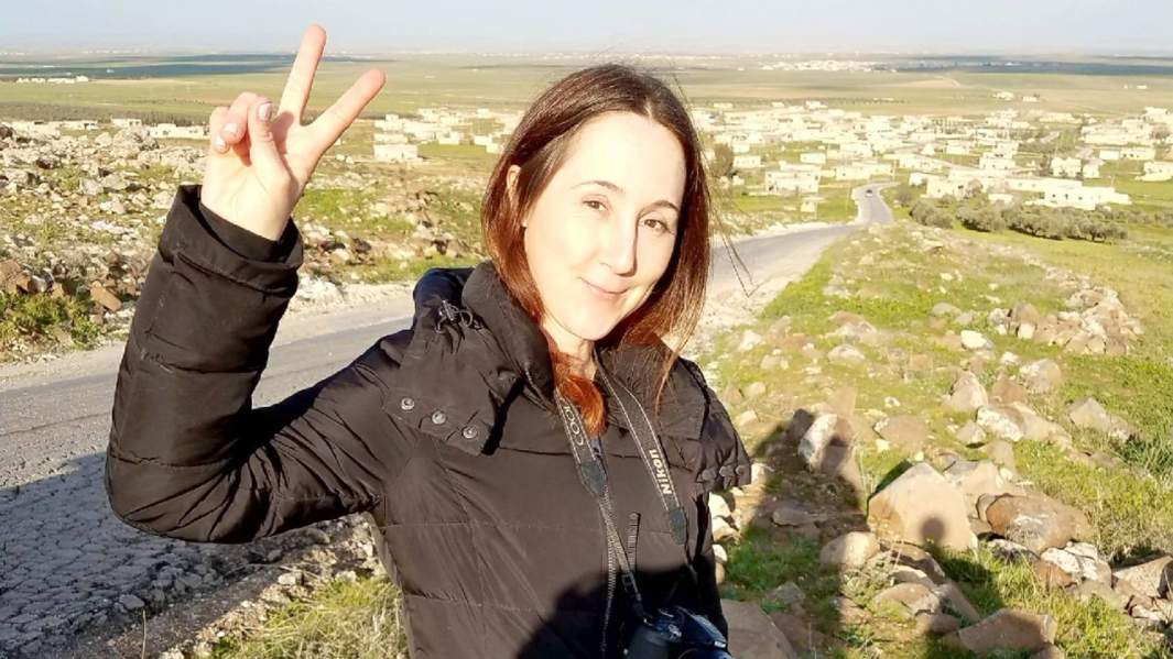 Эва Бартлетт