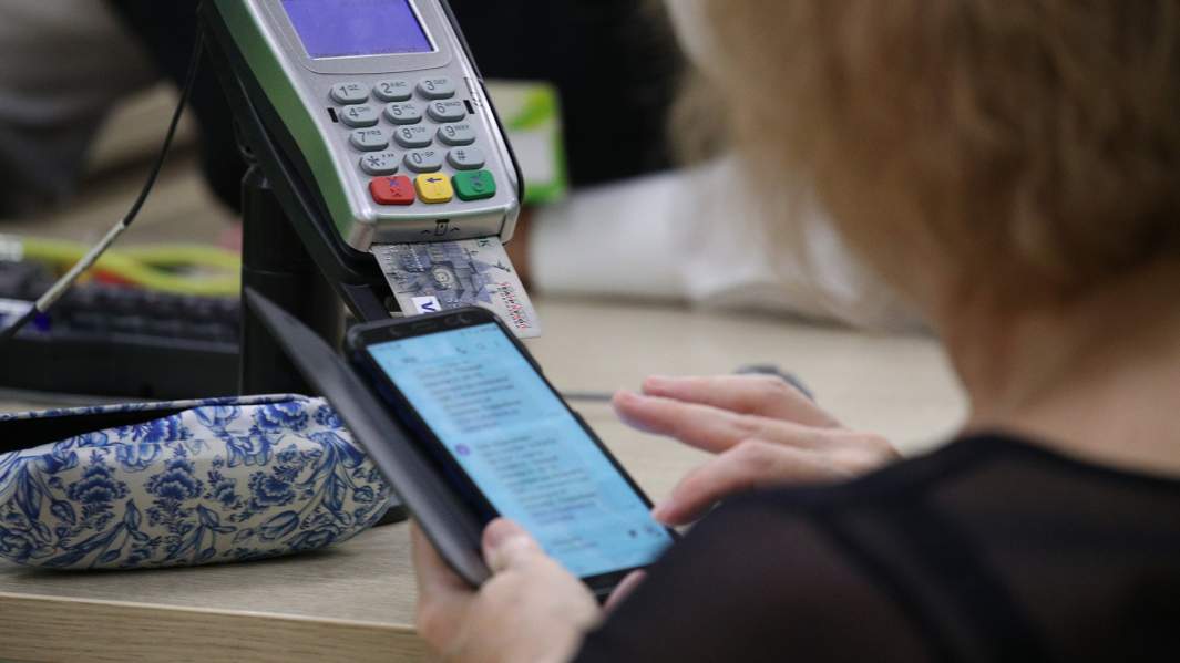 Пуш-эффект: банки экономят до 80% при отмене СМС-уведомлений