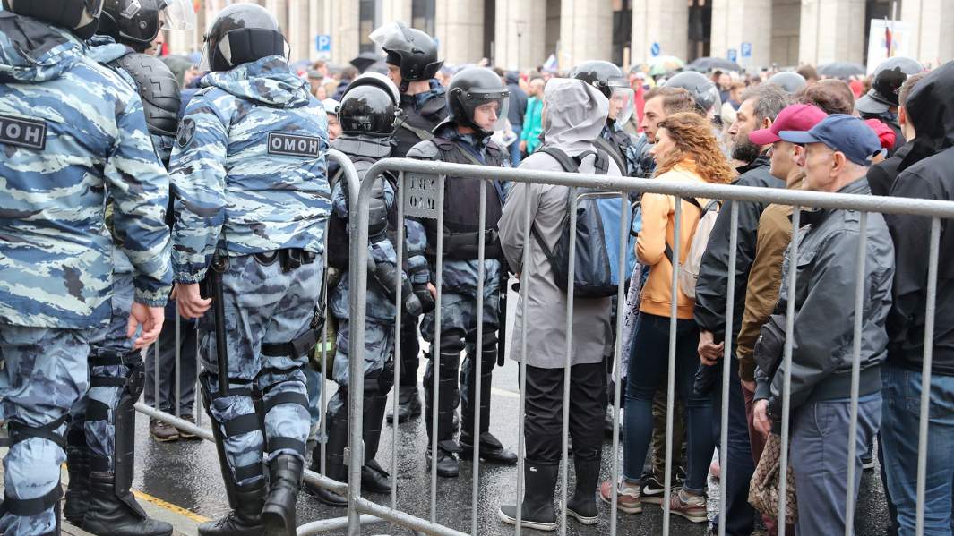 Митинг на проспекте Академика Сахарова в Москве