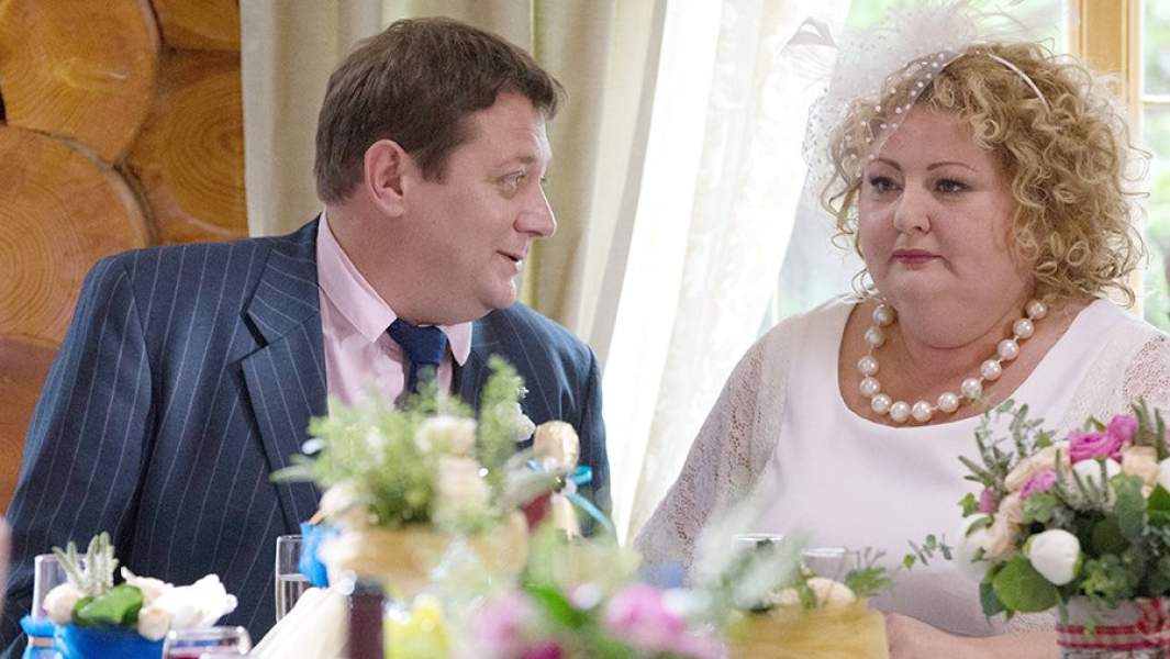 Ян Цапник и Юлия Сулес во время съемок сериала «Стерва» режиссера Оксаны Бычковой