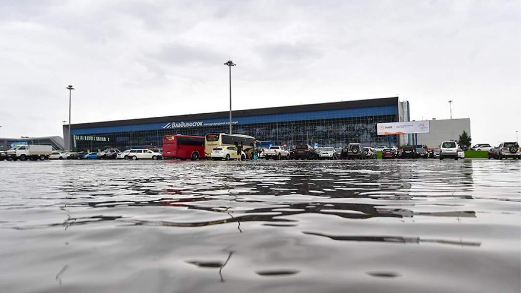 Подтопление на территории, прилегающей к международному аэропорту Владивосток