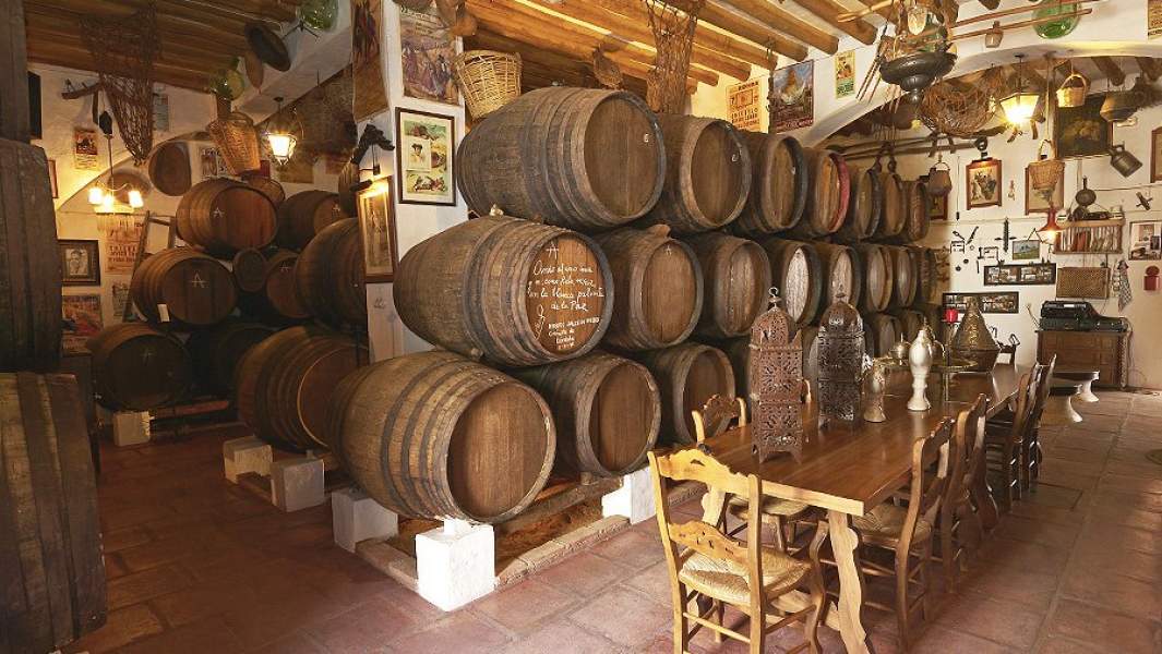 коньяк бренди алкоголь бочка