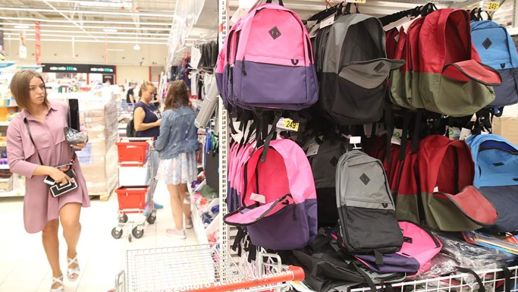 Школьные рюкзаки в магазине