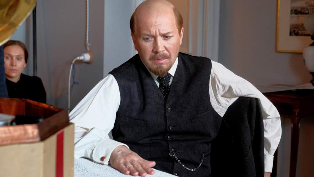 Евгений Миронов в роли Владимира Ленина