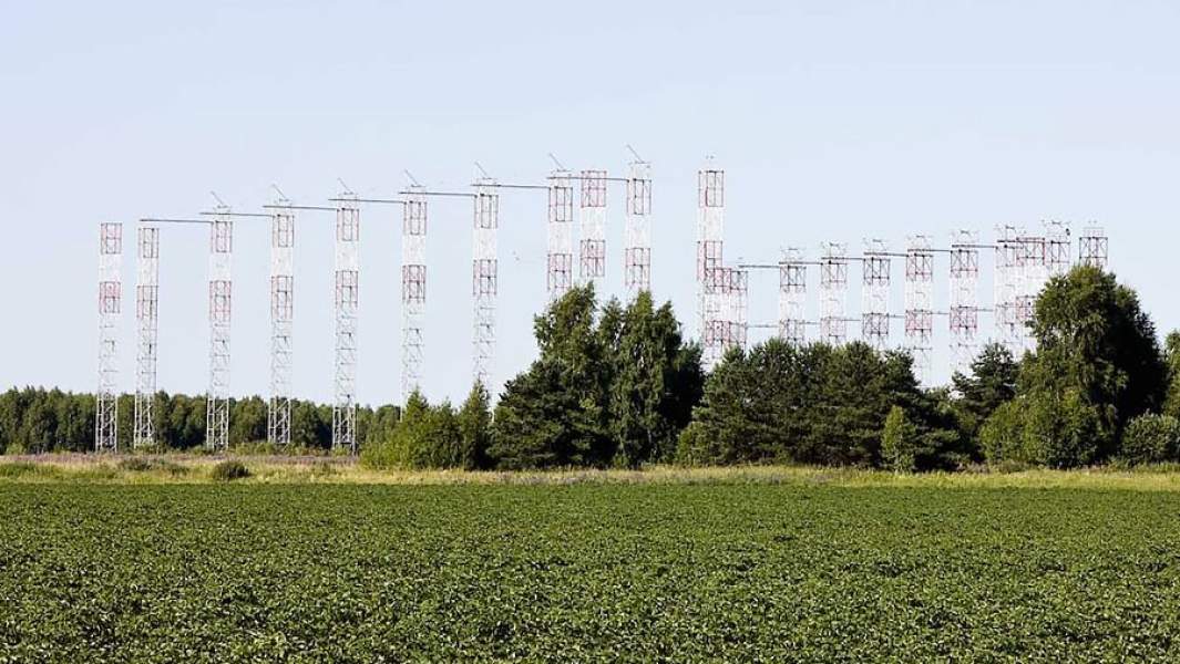 Антенная система передающей части РЛС 29Б6 «Контейнер»