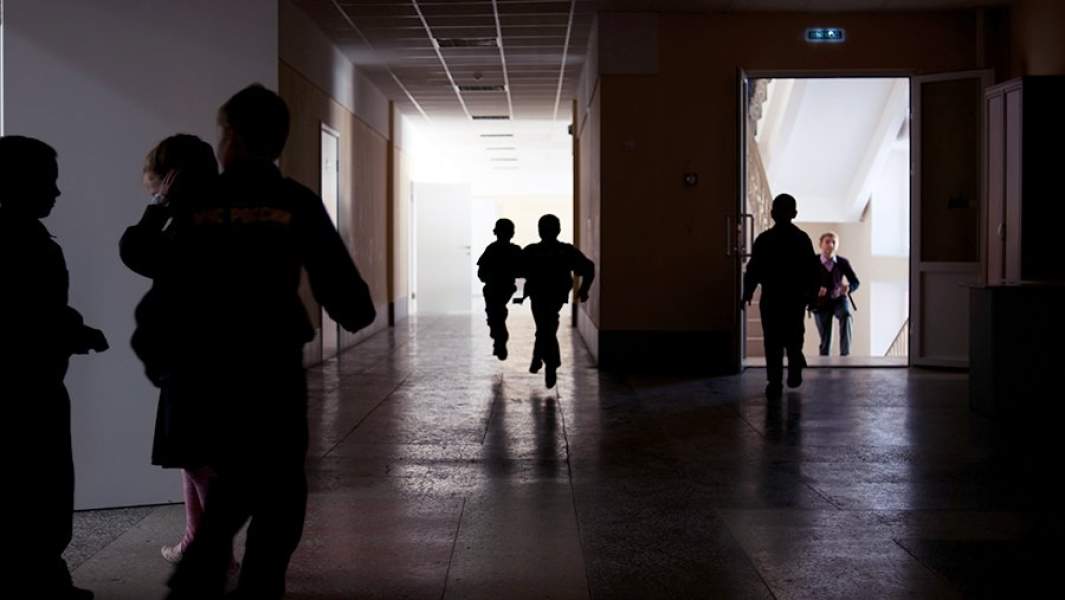 школьники на перемене 