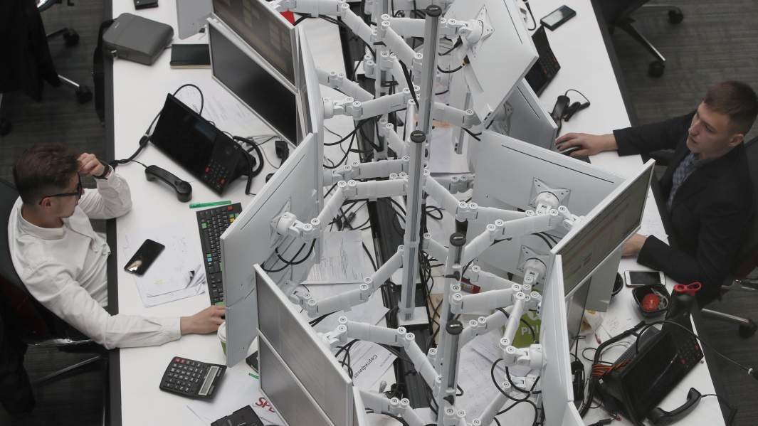 банк компьютер данные сотрудники