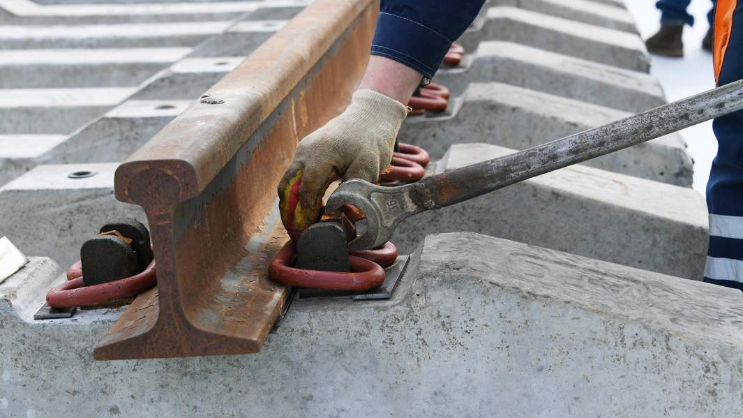 строительство железной дороги