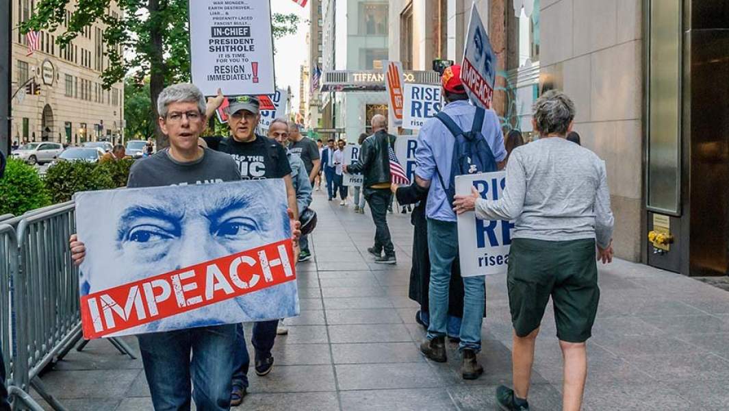Акции в поддержку импичмента Дональда Трампа