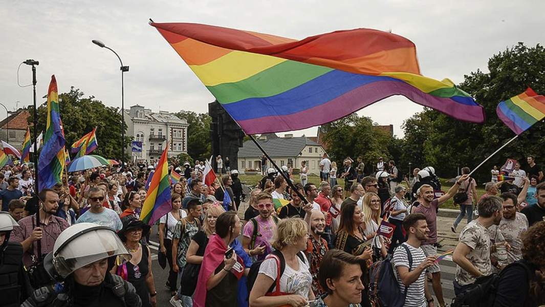 Митинг на улицах Варшавы