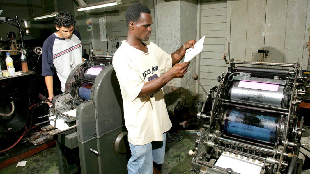 типография  работа  афроамериканец