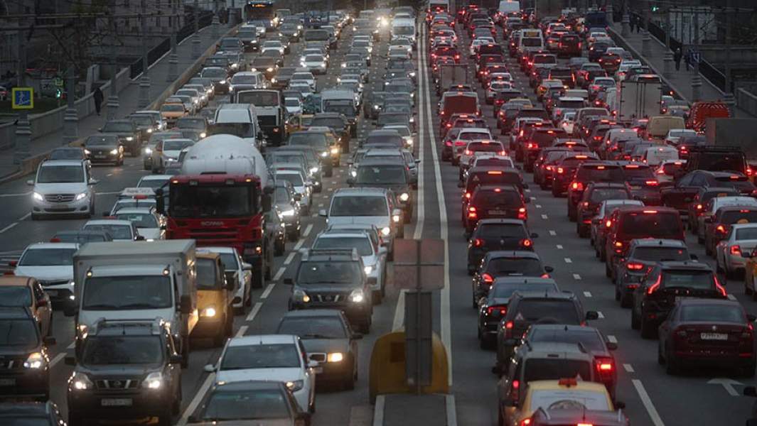 пробка из машин