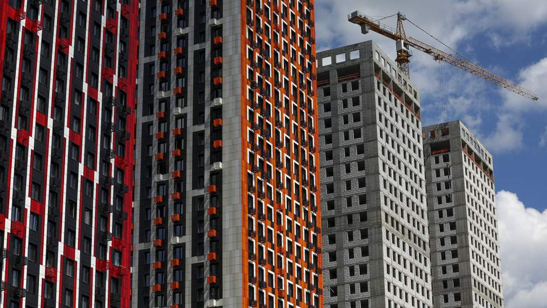 Запутались в миллиардах: куда исчезли деньги для фонда дольщиков