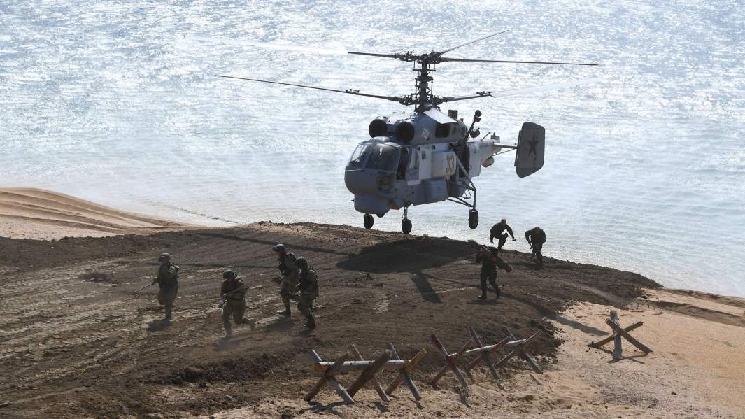 Корабельный противолодочный вертолет Ка-27