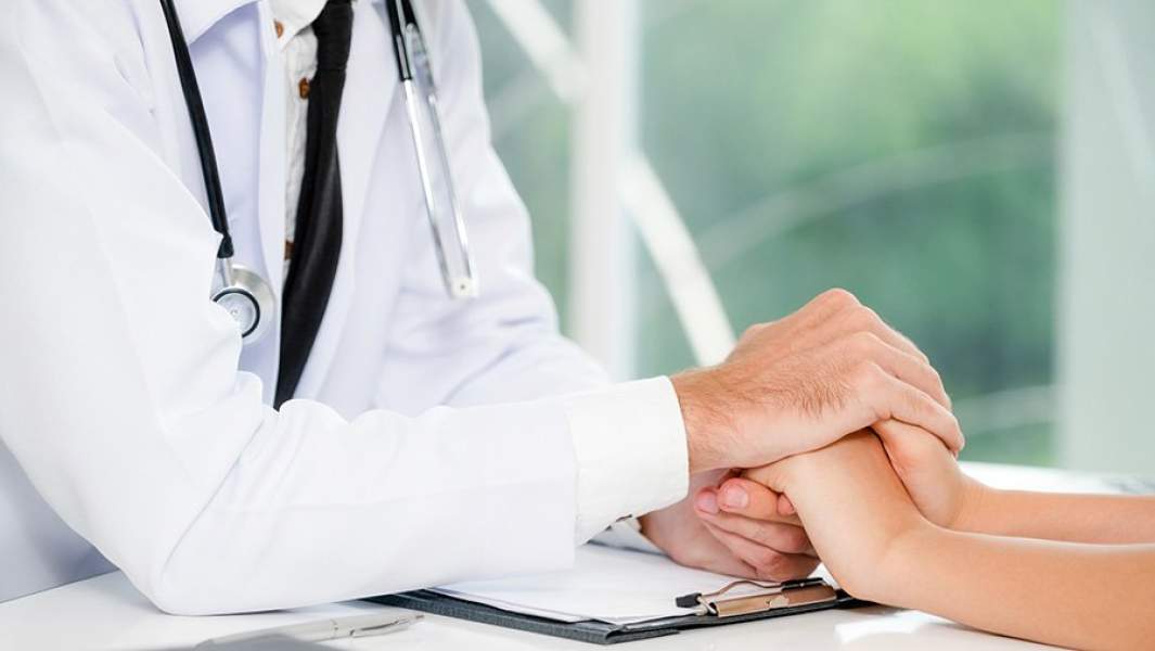 врач пациент поддержка