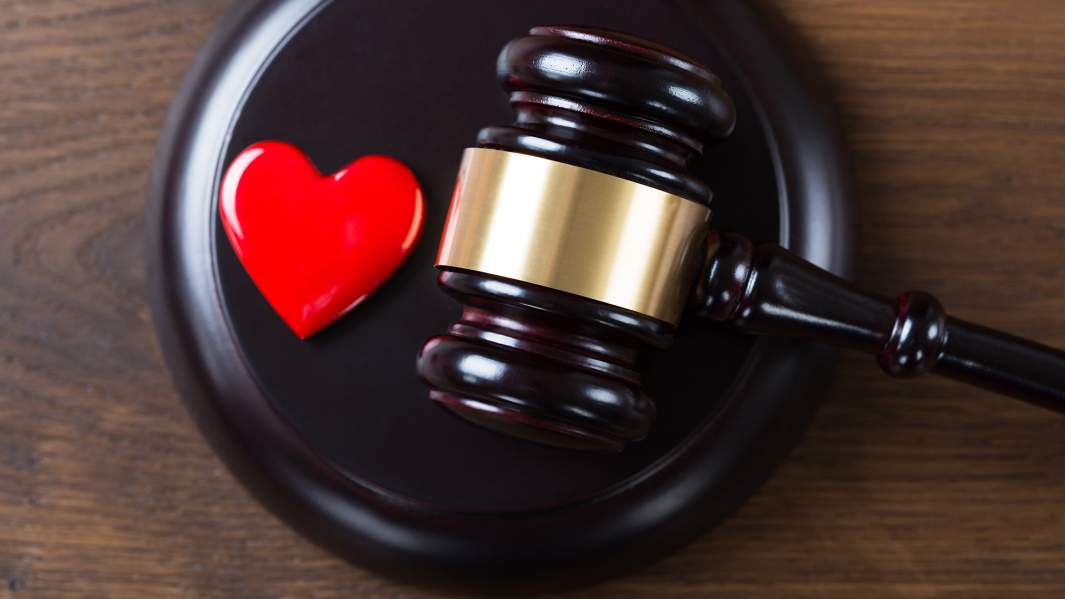 Указ о потерянном времени: в дележках между бывшими указали на ошибки