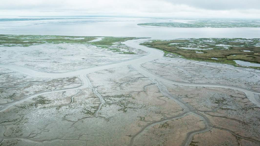 Таяние вечной мерзлоты и повышение уровня воды на Аляске