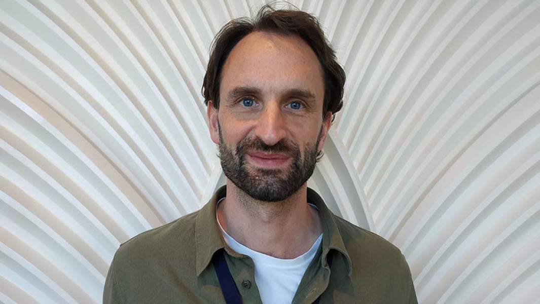 алекс грейвс