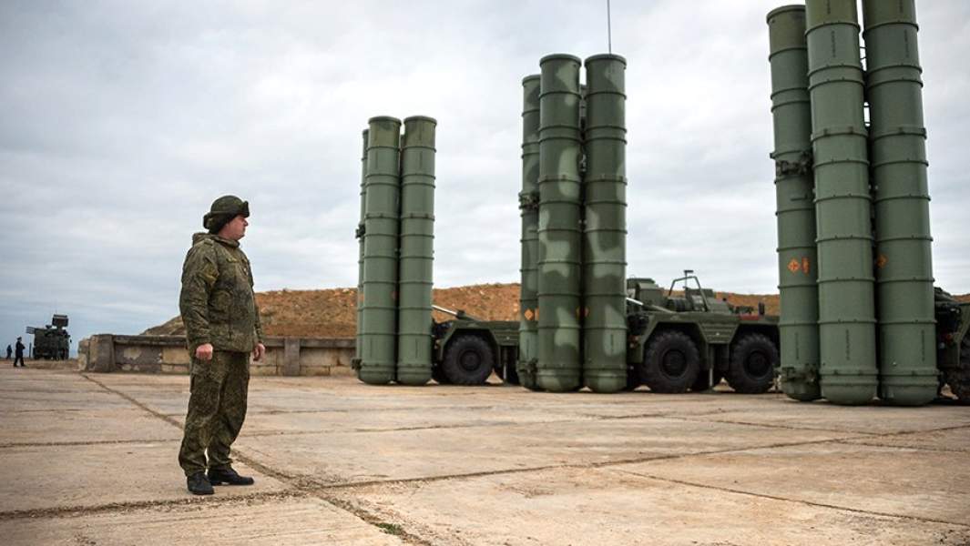 Зенитные ракетные комплексы С-400 «Триумф» на боевом дежурстве