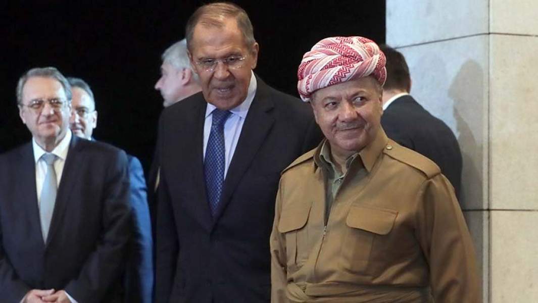 Министр иностранных дел РФ Сергей Лавров на встрече с бывшим президентом Курдского автономного района Ирака Масудом Барзани (справа) в Эрбиле