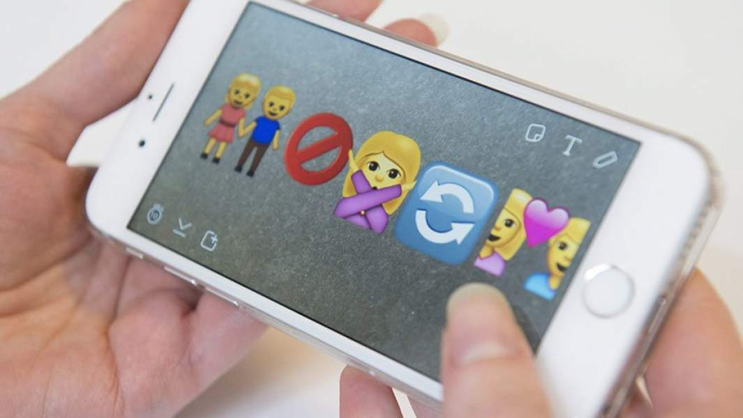 смайлики на смартфоне