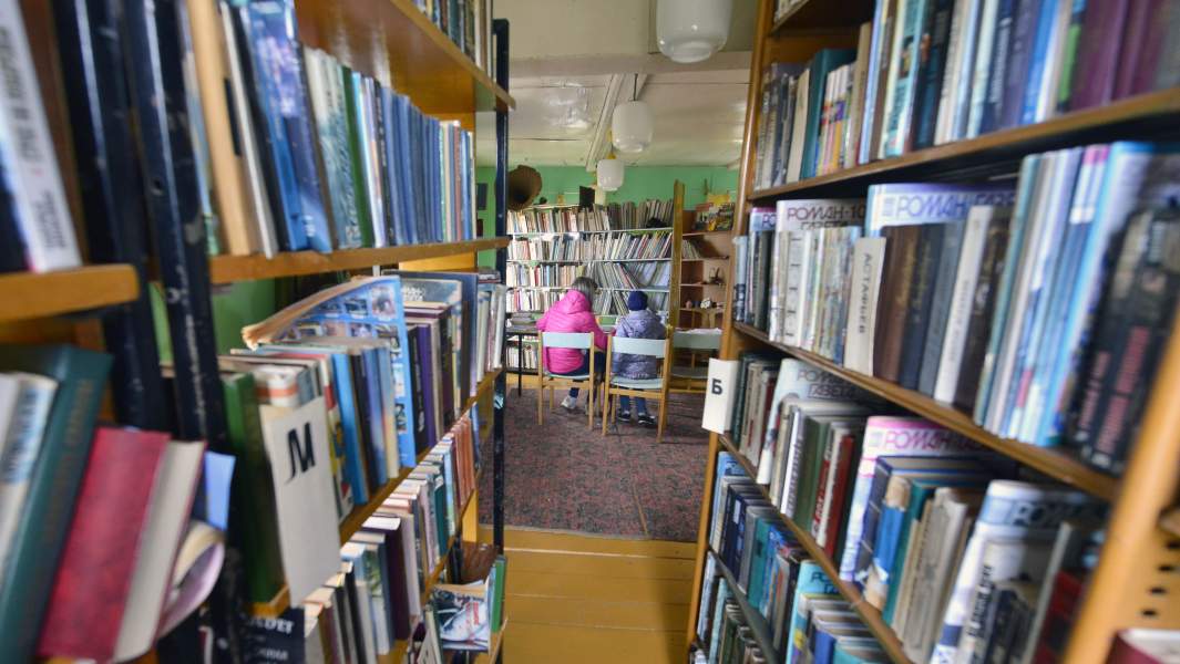 дети в библиотеке