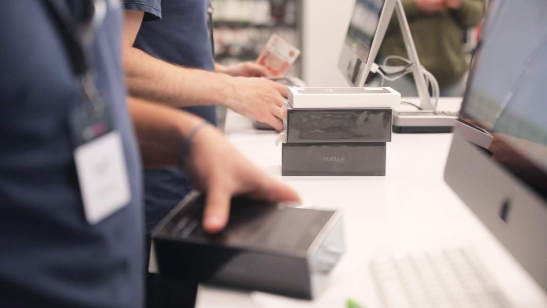 Продажа iPhone 11