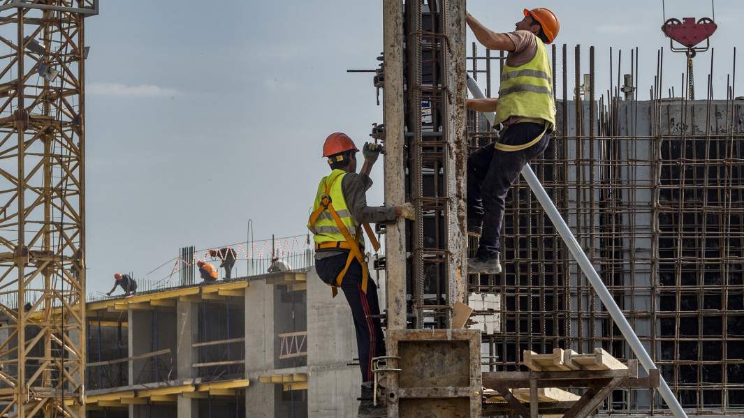 Запутались в миллиардах: куда исчезли деньги для фонда дольщиков