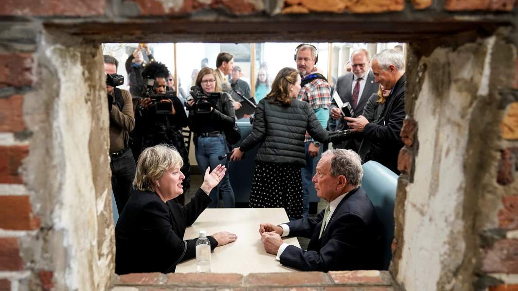 Майкл Блумберг и Нэнси Гай