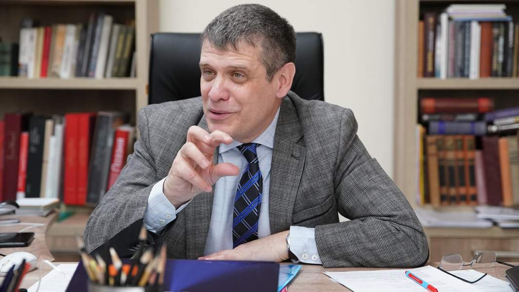 «Закат книжной эры для меня трагичен»