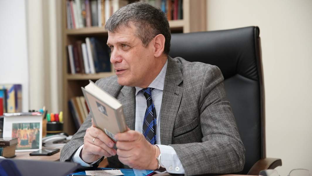 «Закат книжной эры для меня трагичен»