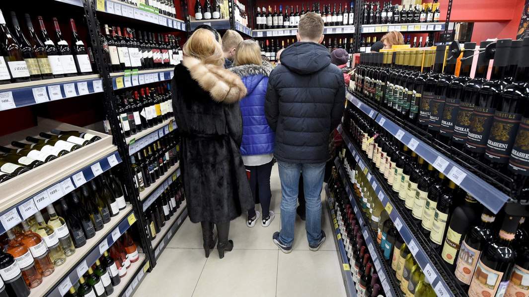 алкоголь торговля молодежь