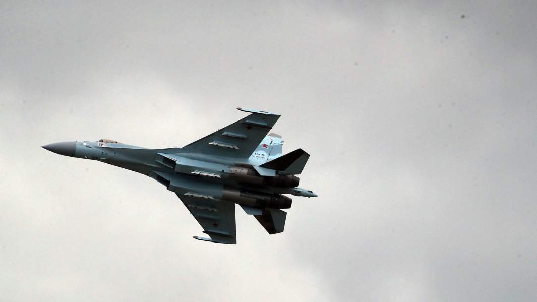 Истребитель Су-35