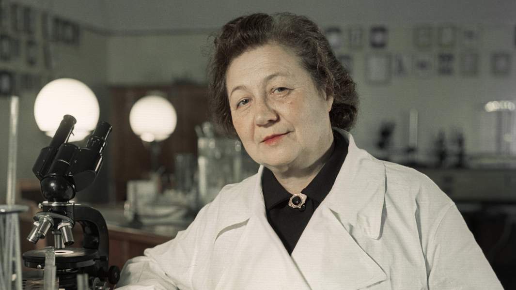 Микробиолог Зинаида Виссарионовна Ермольева