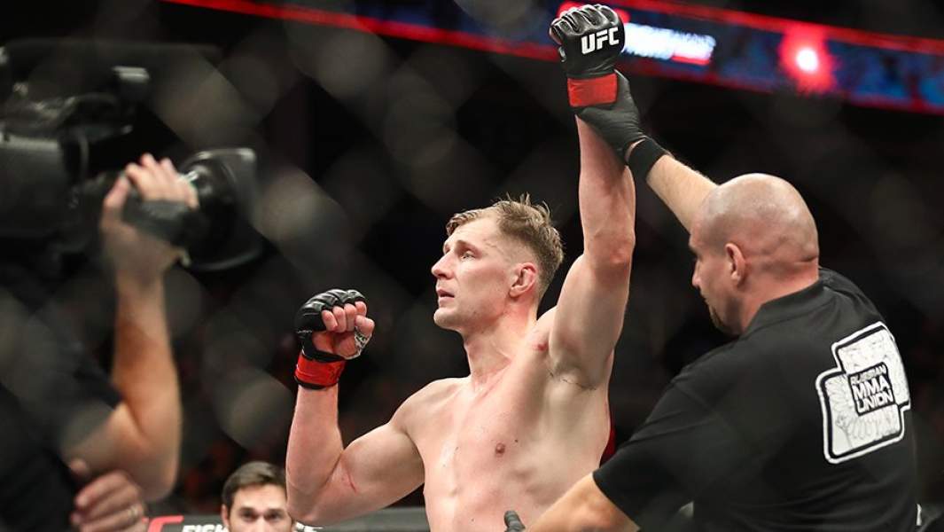 Александр Волков