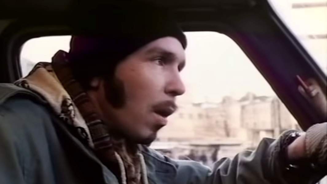 кадр фильма «Кризис среднего возраста»