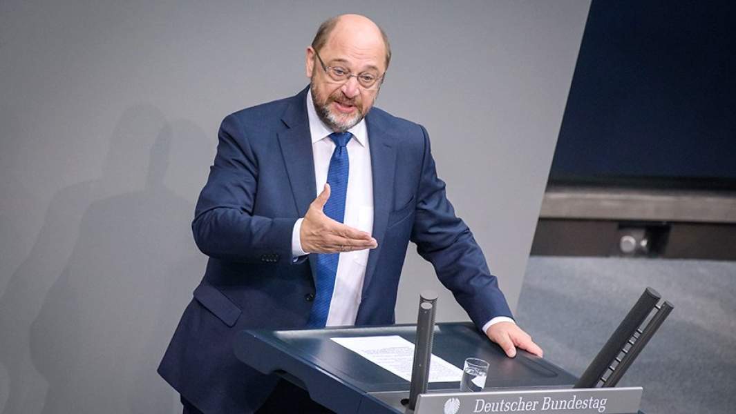 Бывший лидер социал-демократов и экс-председатель Европарламента Мартин Шульц во время выступления в Бундестаге