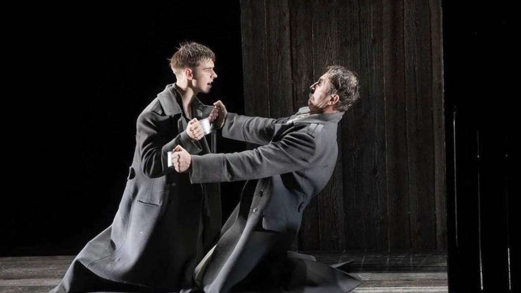 Сцена из спектакля «Сахарный немец»