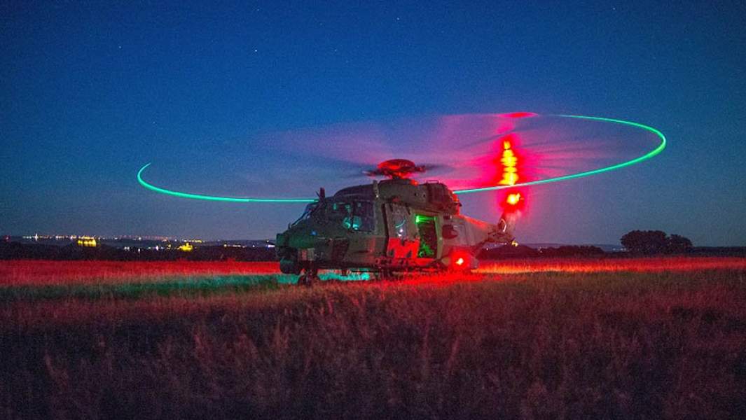 Многоцелевой вертолет NH-90 во время учений, Айзенах