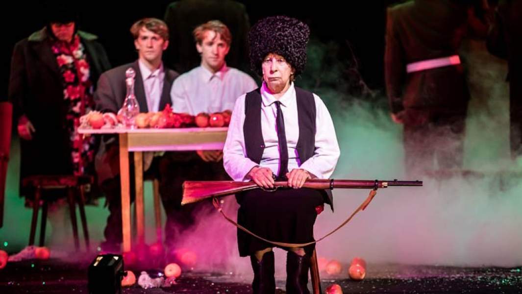 Лия Ахеджакова Сказка про последнего ангела