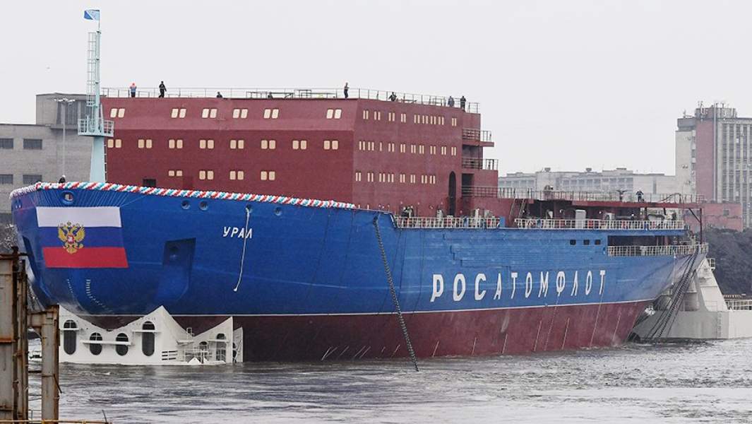 Новый атомный ледокол проекта 22220 «Урал» во время церемонии спуска на воду в Санкт-Петербурге. 25 мая 2019 года