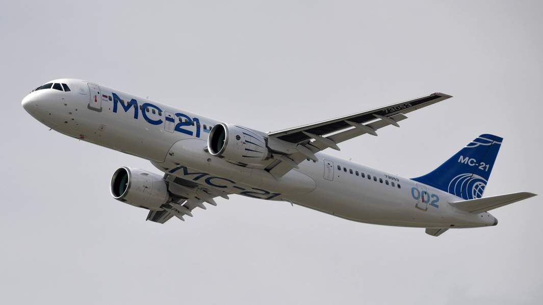 самолет МС-21