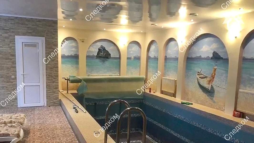 Бассейн в доме бывшего главы Щелковского муниципального района Алексея Валова