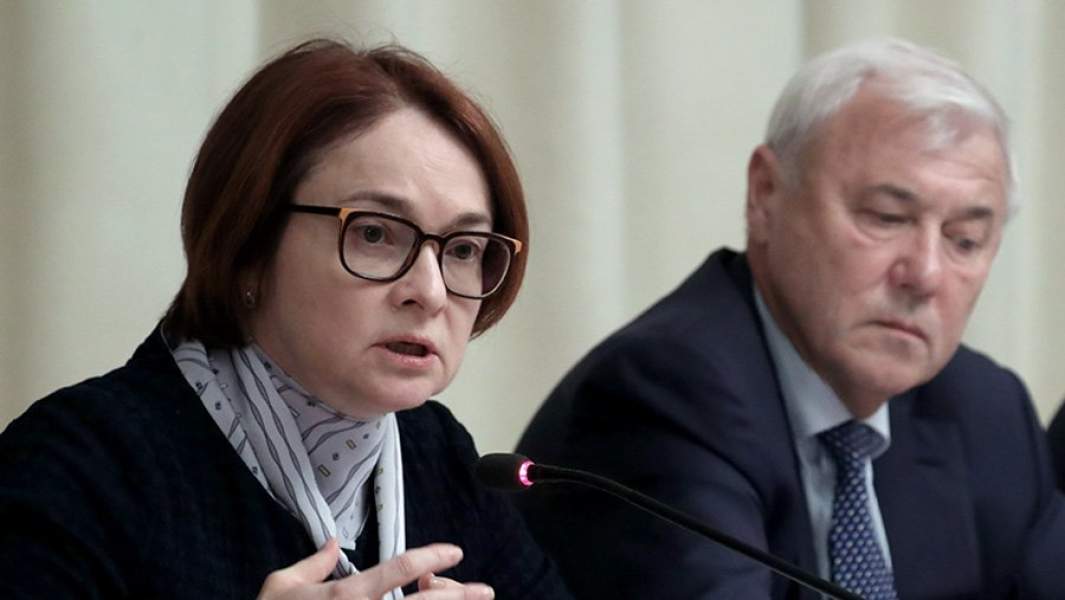 Председатель Центрального банка РФ Эльвира Набиуллина и председатель комитета Госдумы РФ по финансовому рынку Анатолий Аксаков
