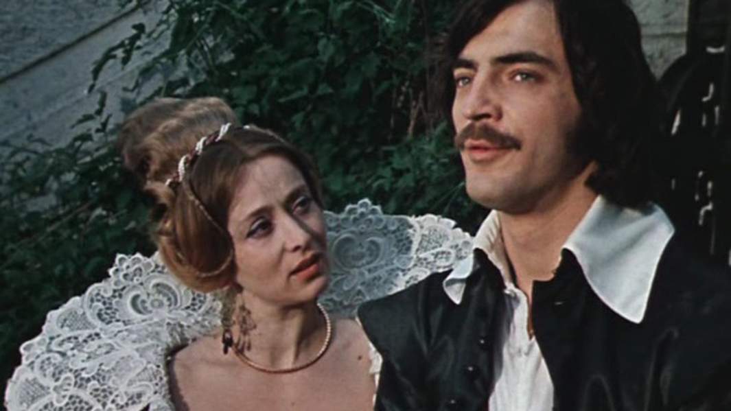 Кадр из фильма «Собака на сене»