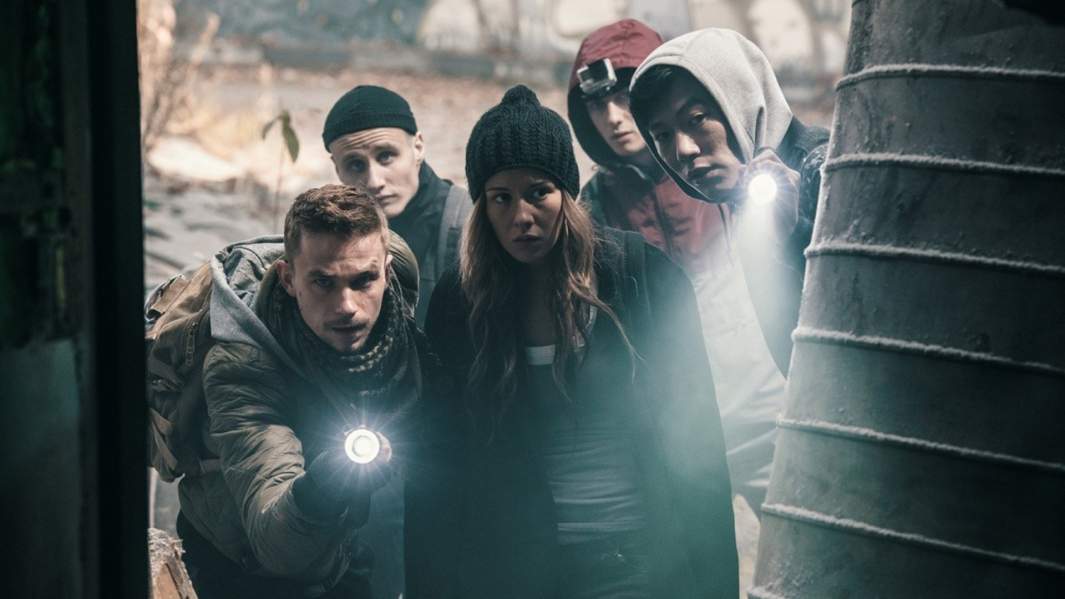 Кадр из фильма «Притяжение»