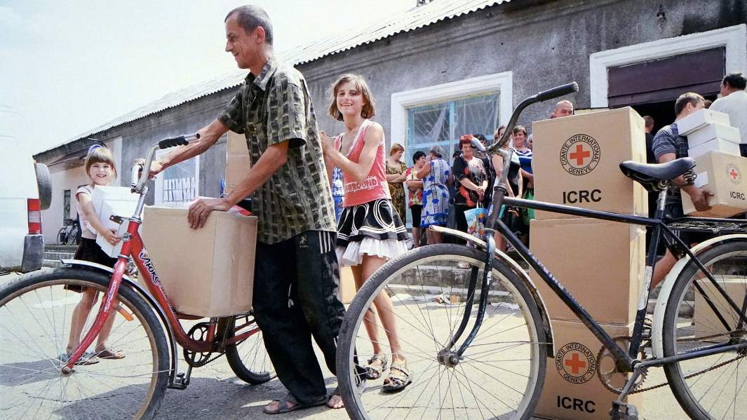 донбасс красный крест