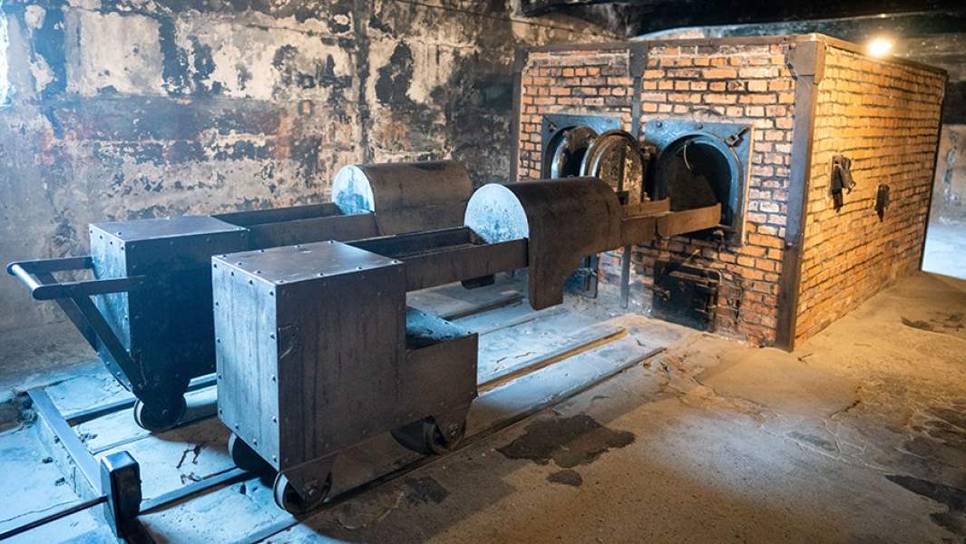 Печи крематория концентрационного лагеря Аушвиц-Биркенау