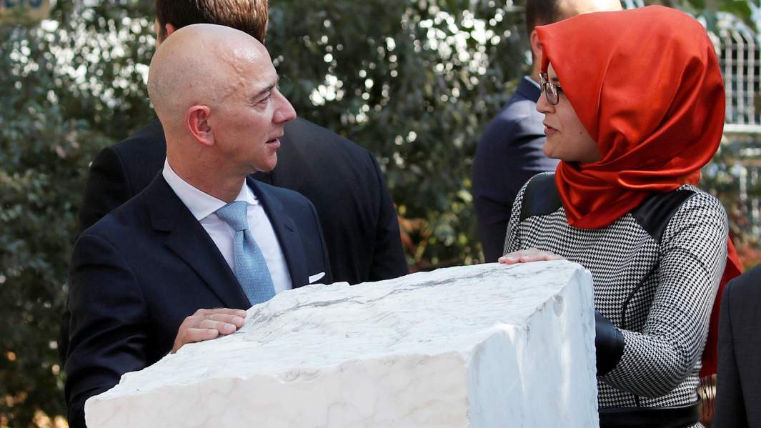 Джефф Безос и Хатидже Ченгиз