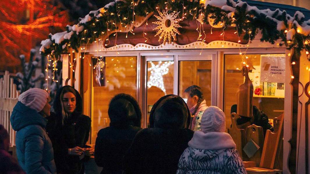 Праздничная ярмарка, организованная в рамках проекта «Резная сказка Хвалынска»